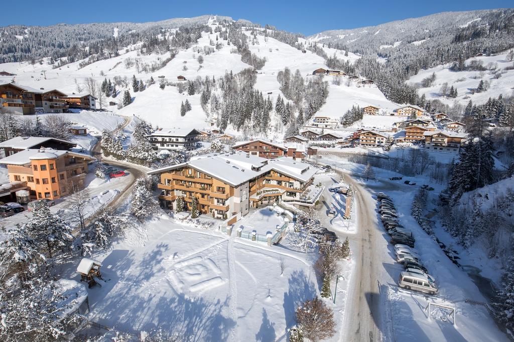 Hotel Interstar Saalbach-Hinterglemm Eksteriør bilde