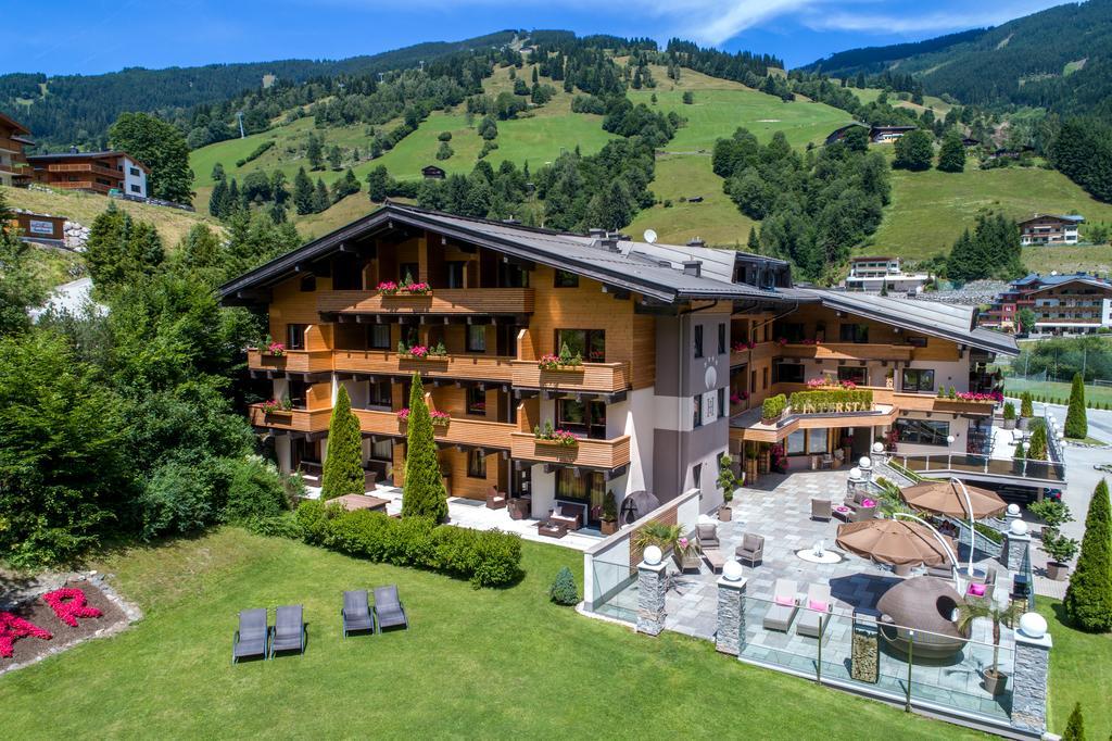 Hotel Interstar Saalbach-Hinterglemm Eksteriør bilde